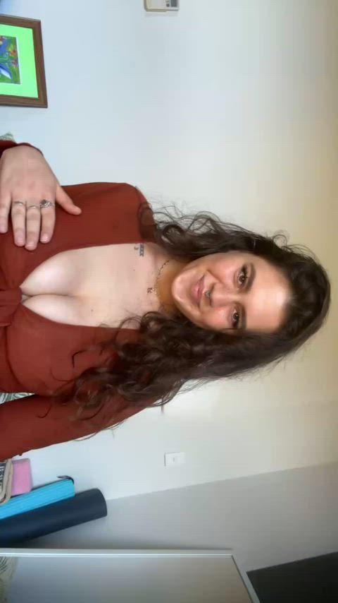 brunette onlyfans striptease tease tiktok r/tiktits clip