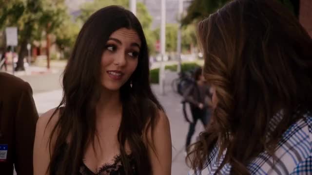 Victoria Justice - (11.28.18) Guest Starring In American Housewife Season 03, Episode