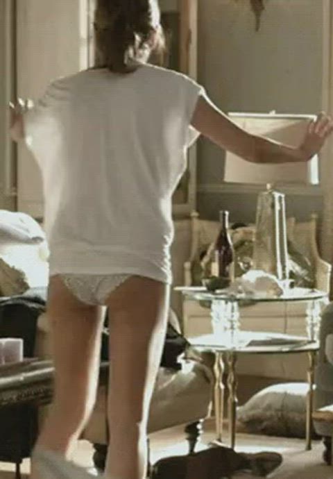 celebrity mila kunis underwear clip