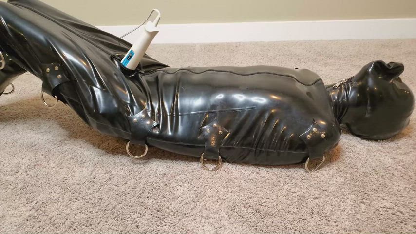 Latex slut being forced to cum in total sensory deprivation [OC]