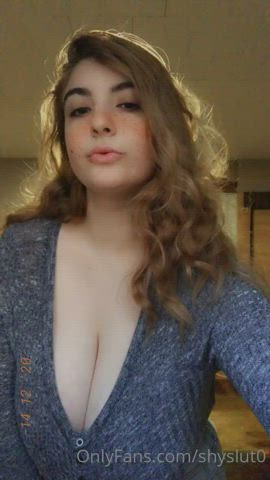 big tits bouncing tits huge tits natural tits shaking smile sucking clip