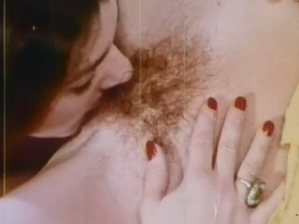 Hairy Pussy Lesbians Vintage clip