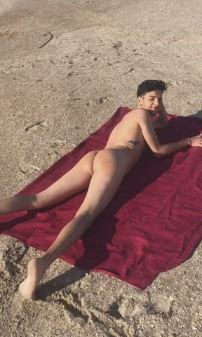 Ass Beach Gay Nude clip