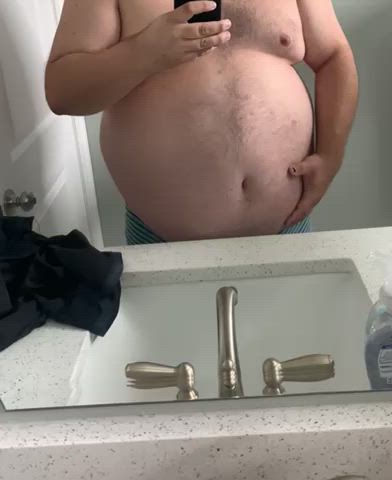 26M Someone please come worship this belly