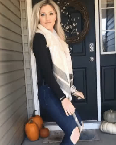 Blonde Dancing Step-Mom clip