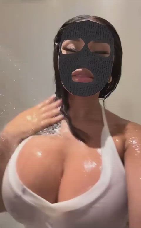 fake tits huge tits model tiktok clip