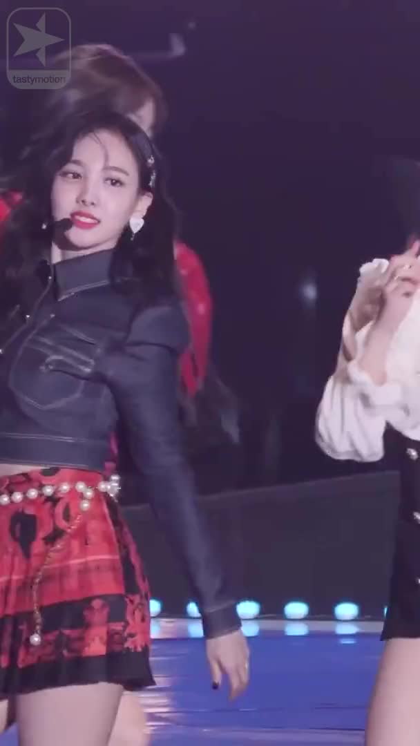 TWICE 181225 Nayeon 'DTNA' @ SBS Gayodaejeon by Spinel 2