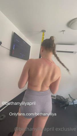 beth lily big tits onlyfans topless workout clip