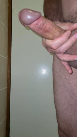 So horny right now, precum is flowing!