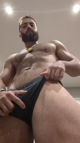 This dick is itching for some rubbing with your ass. Come help me jack off in my
