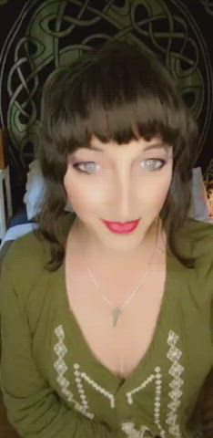 blue eyes clothed eye contact t-girl tease trans trans woman clip