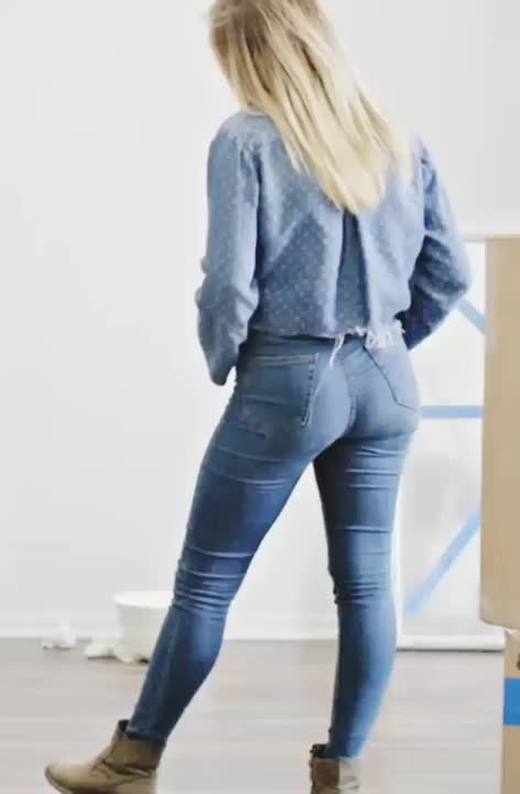 She looks amazing in tight jeans