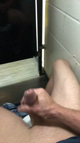Bathroom Cumshot Work clip