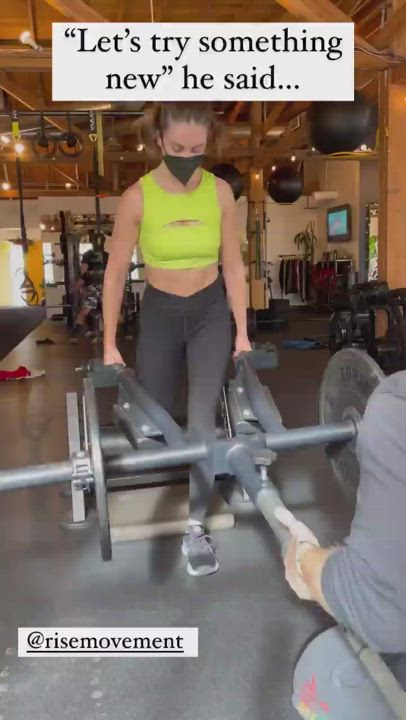 Alison Brie Spandex Workout clip