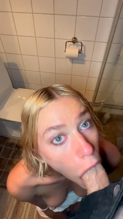 blowjob pov toilet clip