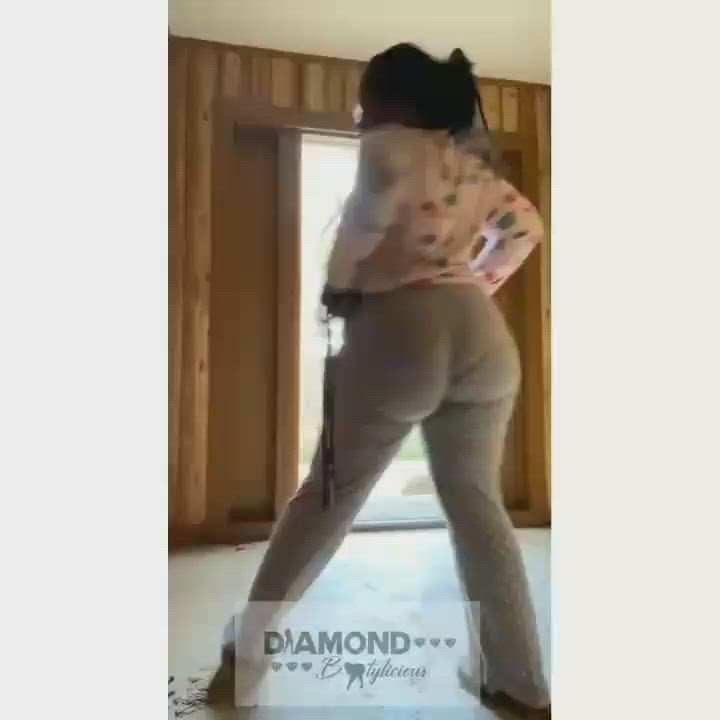 Ebony Thick Twerking clip