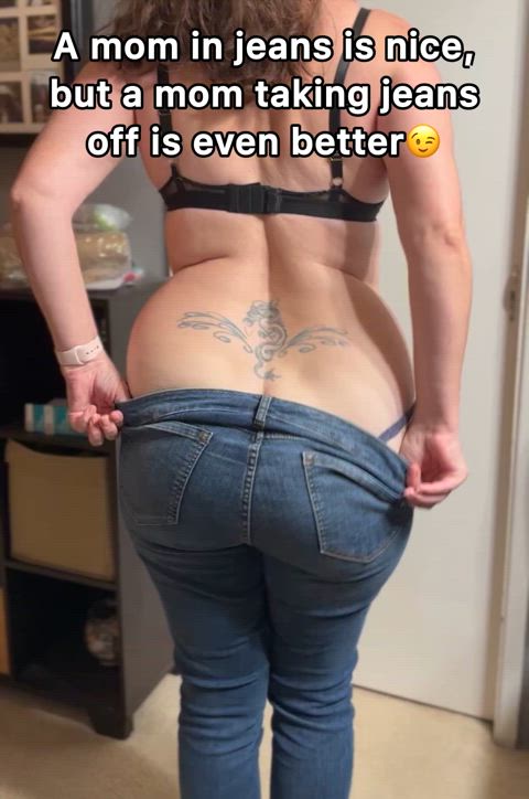 amateur ass big ass hotwife jeans milf onlyfans stripping tease wife big-asses mature-and-naughty