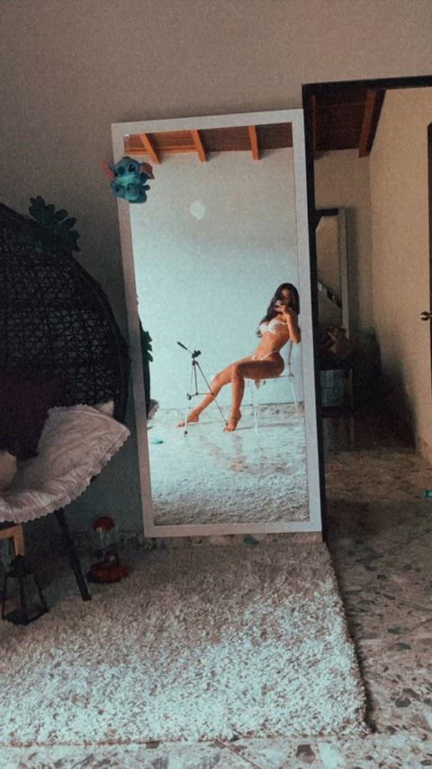 body mirror sexy clip