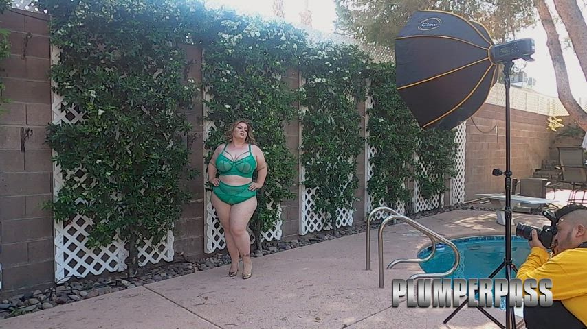 BBW Behind The Scenes Curvy Lingerie MILF Outdoor Time Lapse clip
