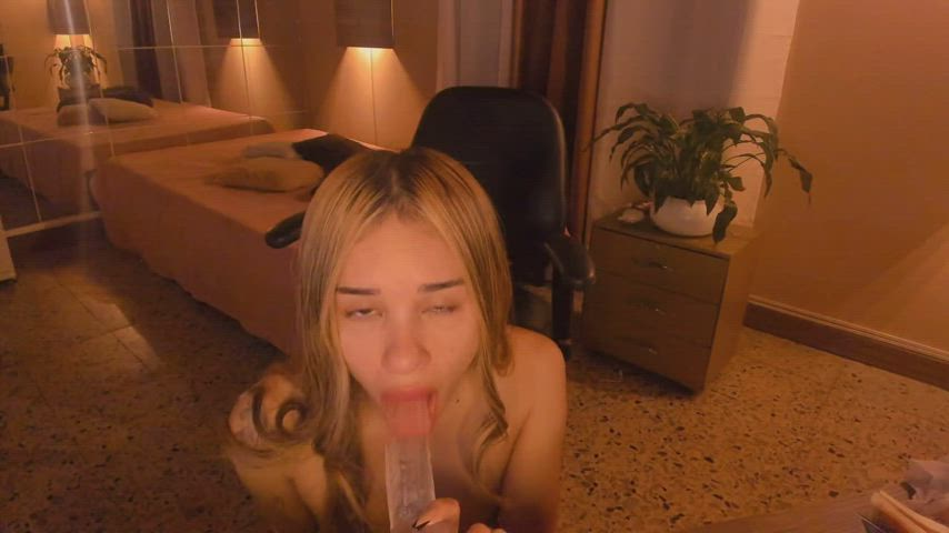 blonde blowjob camgirl colombian deepthroat latina small tits venezuelan webcam clip