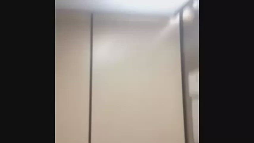 Fucking in the lift