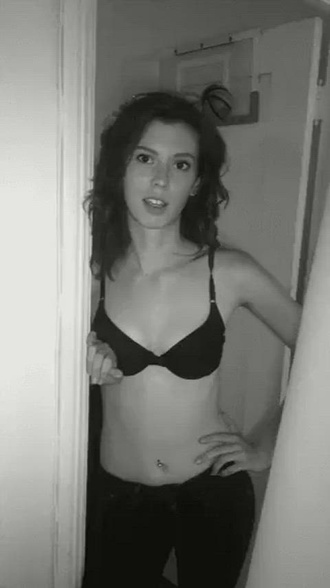18 years old babe booty girls homemade pretty sex tease teen tiktok clip