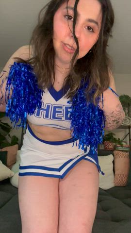 Cheerleader shows u what’s up her skirt. I’ll give u a hint..💙