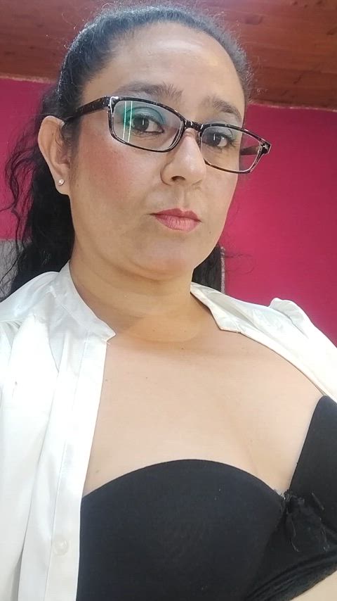 amateur latina milf mature mistress pantyhose pussy tits clip