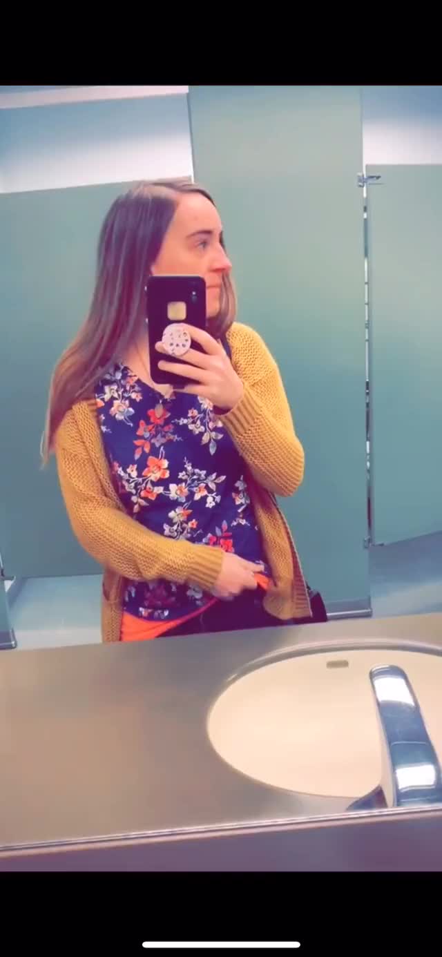 [gif] risky business with my boss in the stall behind me