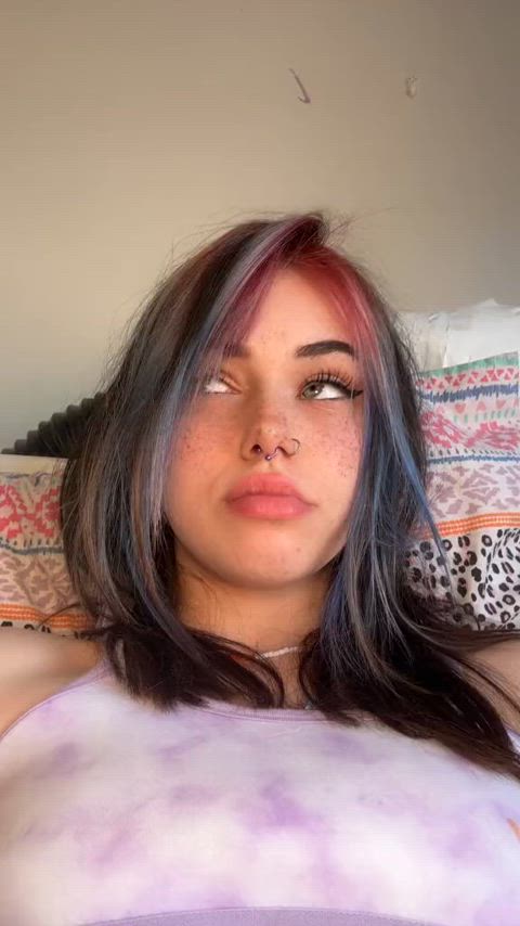 18 years old ahegao alt babe cute egirl freckles teen tiktok tongue fetish amateur-girls