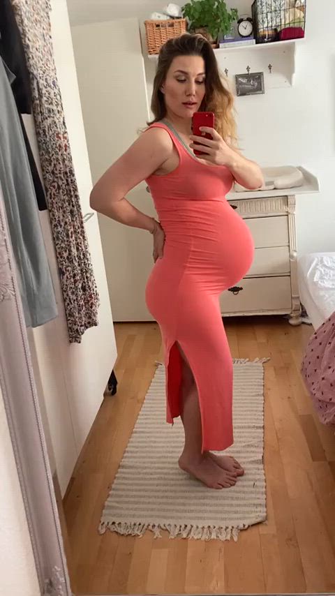 dress pregnant tight clip