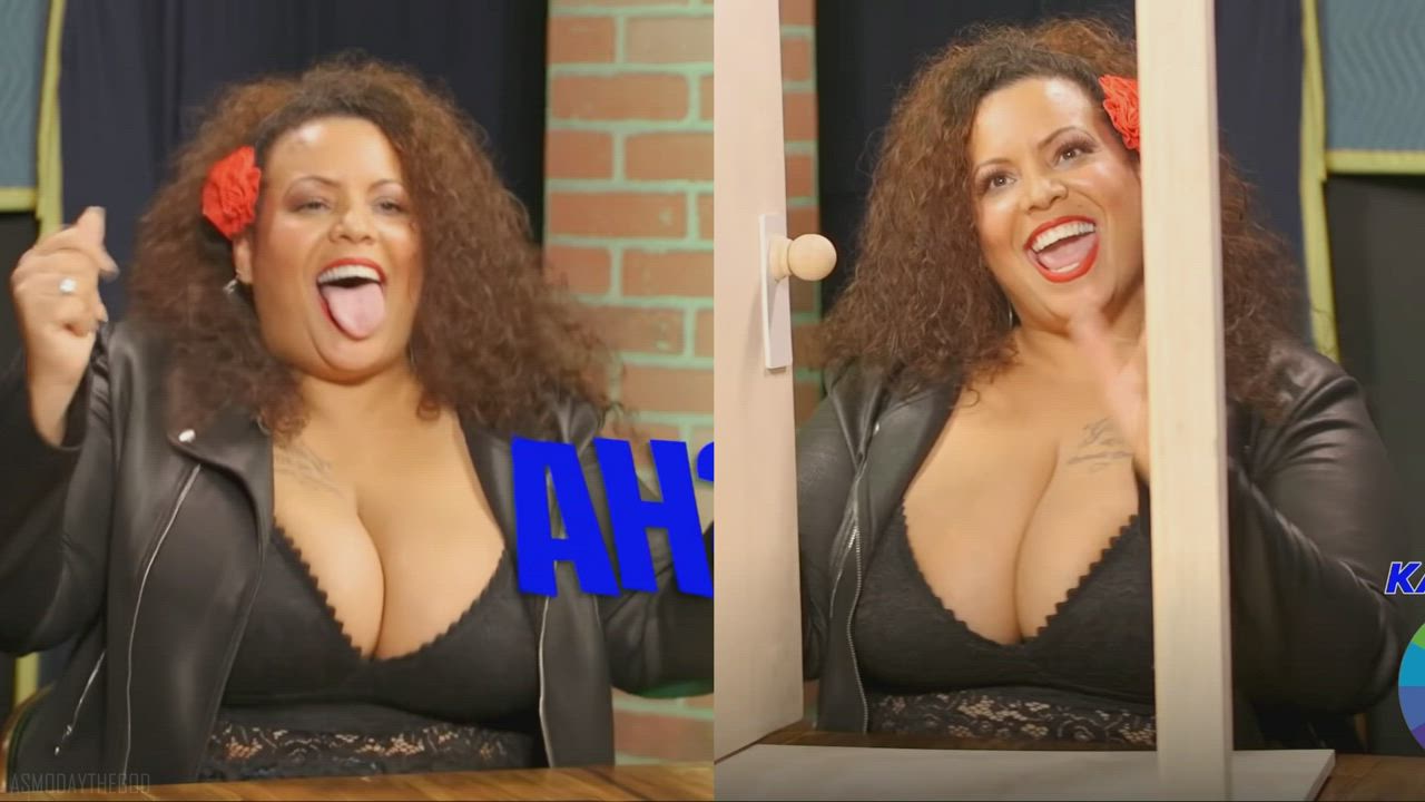 Big Tits Ebony clip