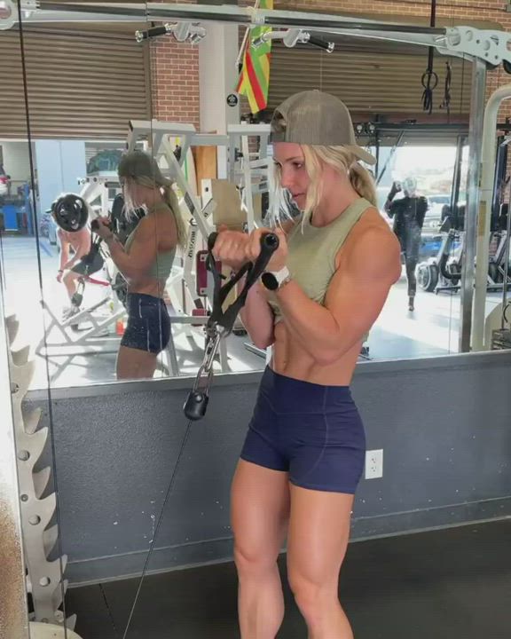 Blonde Fitness Gym Muscular Girl Workout clip