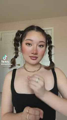 Asian Hands Free Jerk Off Teasing TikTok clip