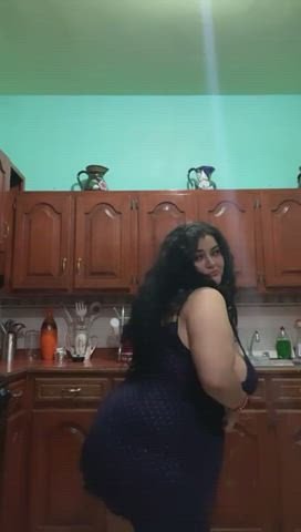 BBW Busty Huge Tits Latina clip