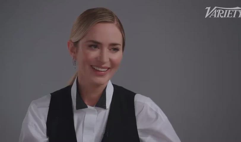 celebrity cute milf clip