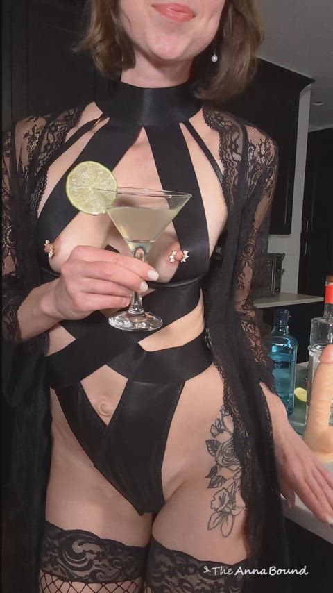 Just here to make you stiff...cocktails 😉