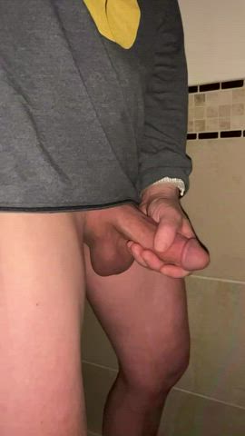 bwc pee peeing piss pissing thick cock clip