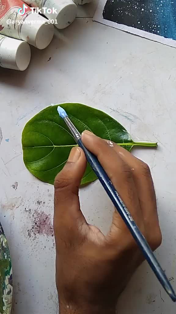 my new canvas #2 #paint on leaf ? #paintwithav  #howtodo #viral #tiktokindia #art