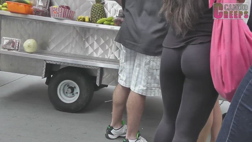 amateur homemade leggings public teen tight ass tights voyeur yoga pants clip