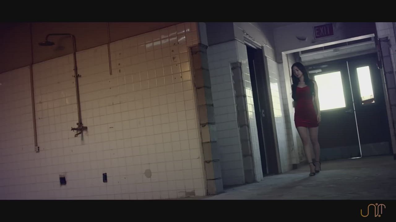 Could someone tell me where I can get this red dress? Music: "[MV] UNI.T (유니티)