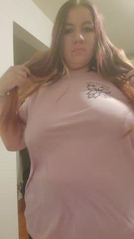 Even a giant t-shirt can't hide these tits