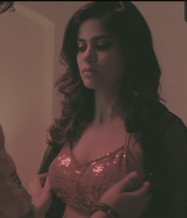Aditi Pohankar - Grabbing the plot in 'She' [60fps slow mo]
