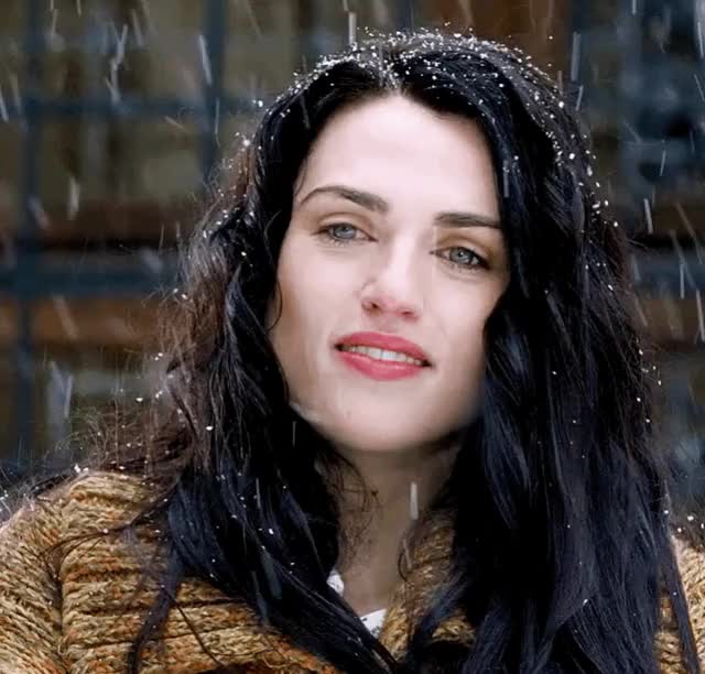 When you invite her up after the date... [Katie McGrath]