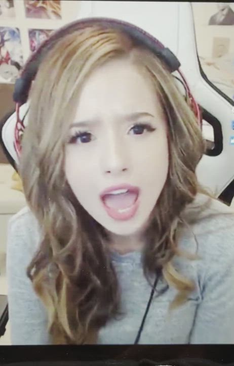 Tried sth new with Gifs on Poki. Seems she likes it