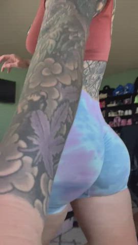 big ass booty pawg shorts tattoo clip