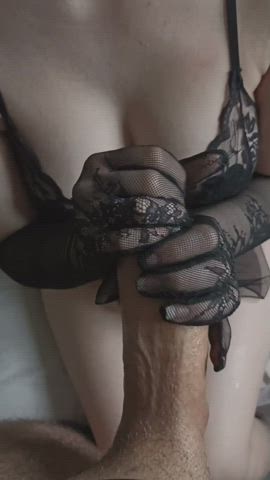 A little Handjob on his thick dick with lace gloves