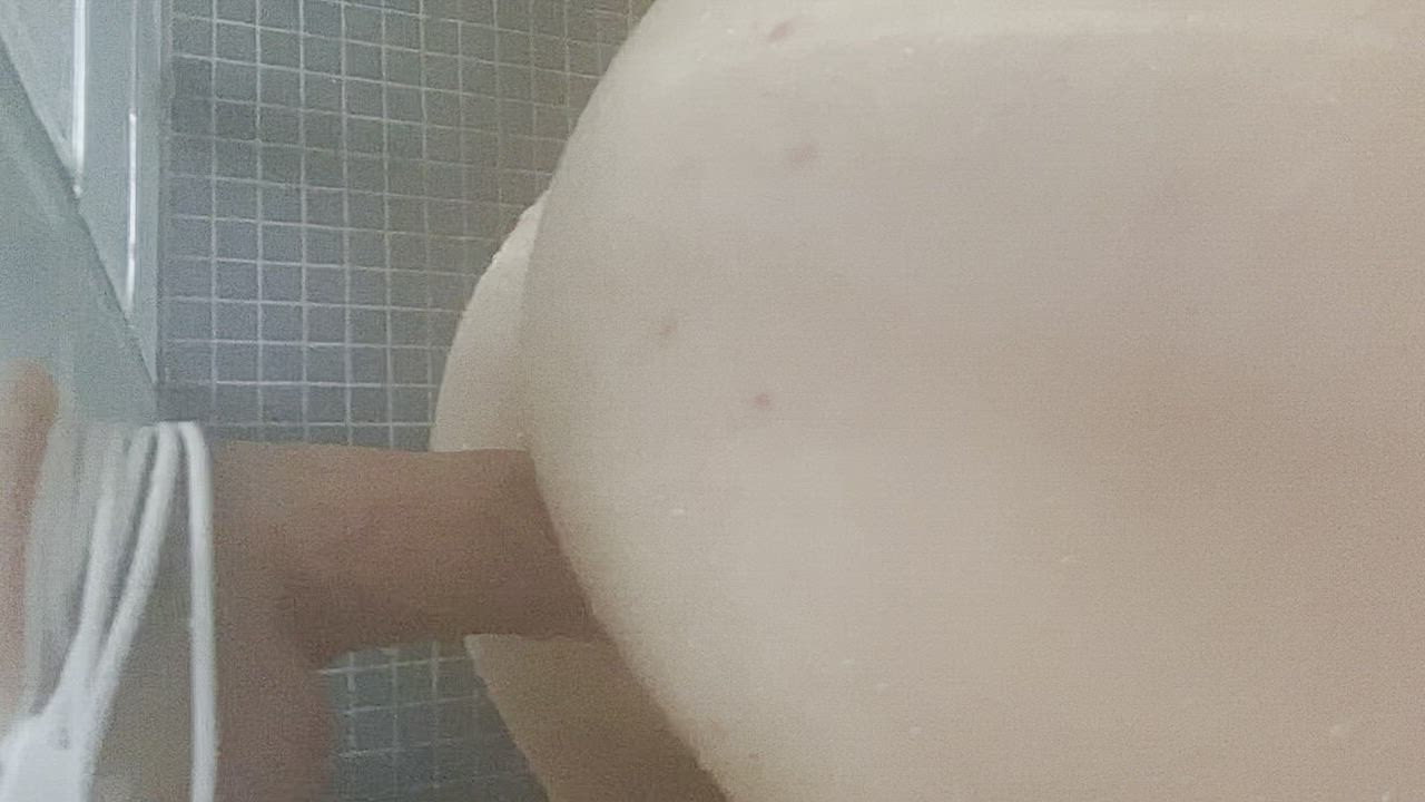 Fucking my ass in the shower😉