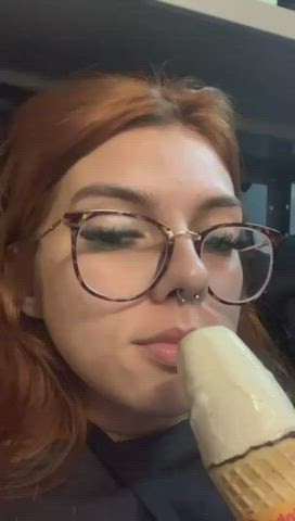 19 years old glasses onlyfans pierced redhead teen latinas clip