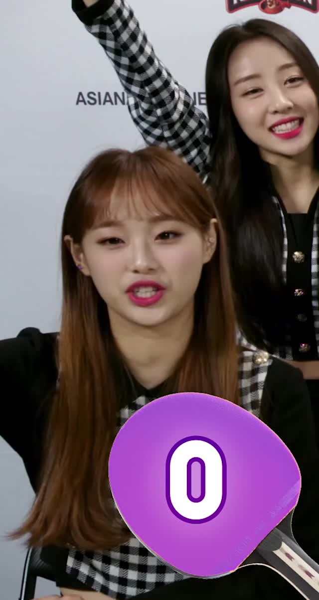 Can K-Pop Artists Guess Their Own Songs In One Second (Ft. LOONA)-3 Chuu